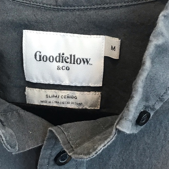 GoodFellow Button Up Shirt 4/$20 Sale - Picture 4 of 4